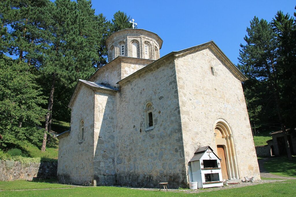 Crkve i manastiri