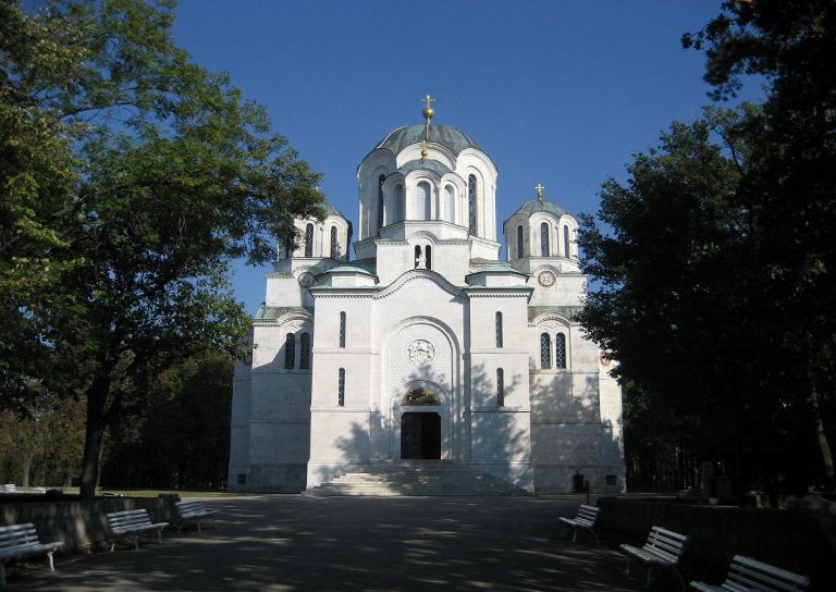 Topola