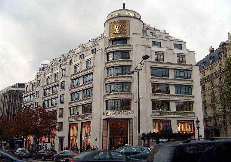 Pariz