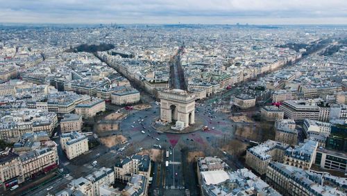 Pariz